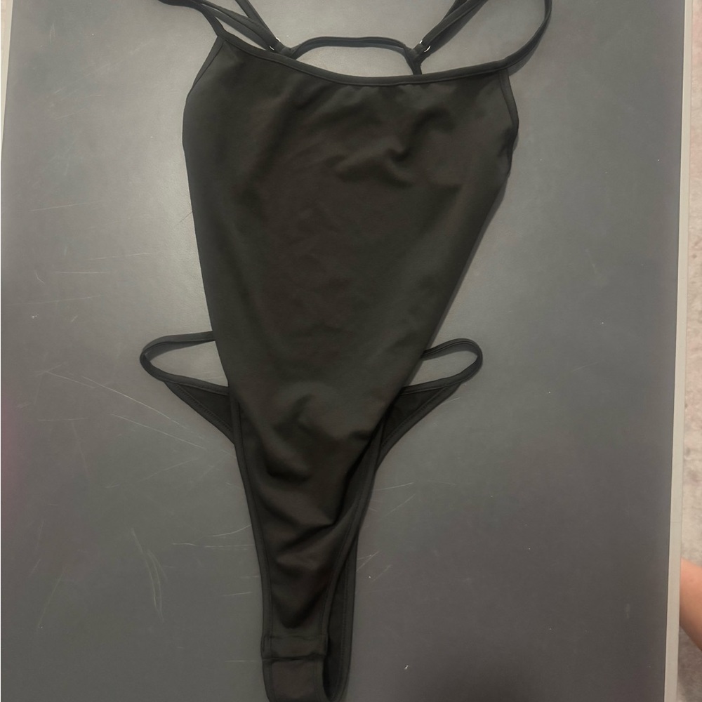 SHEIN Black Strappy Bodysuit